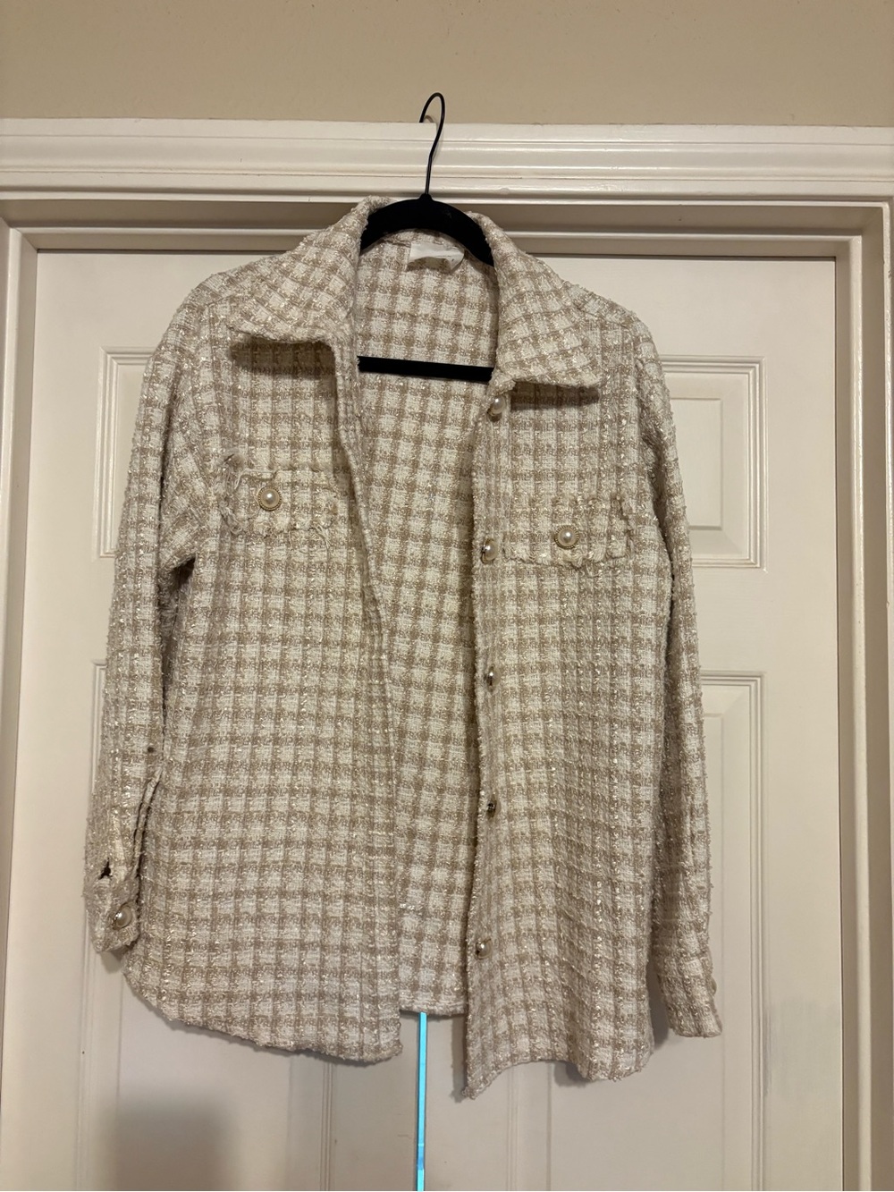 Womens Cream Bouclé Button-Front Shacket Jacket